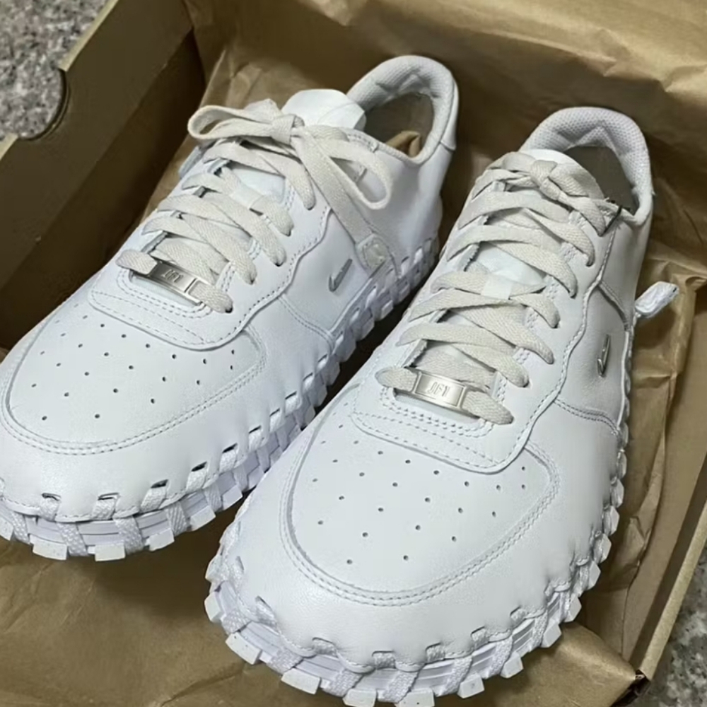 JACQUEMUS X NIKE J FORCE SNEAKER SHOES WHITE MENS SZ 11.5 WOMENS SZ 13 - Picture 3 of 9